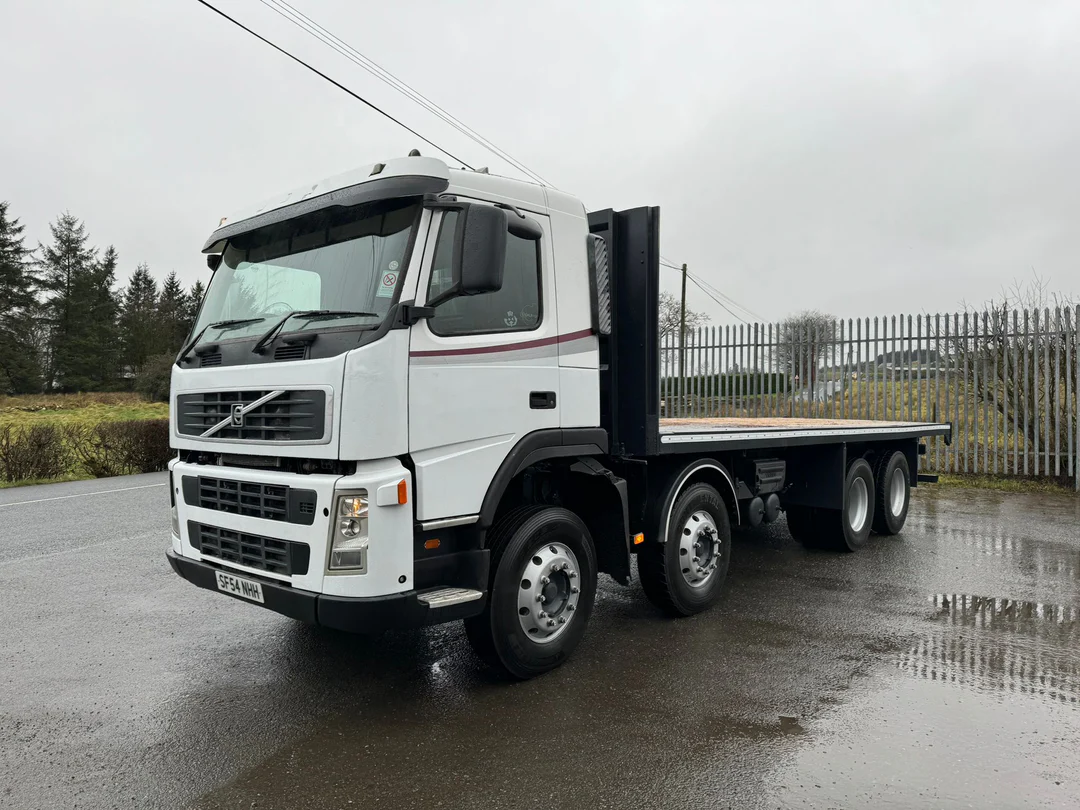 2004 Volvo FM 12 380 8x4 Flatbed